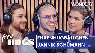 Ehrenhugbällchen - mit Jannik Schümann | FREE HUGS - Mit Riccardo und Anke | 13 | Podcast