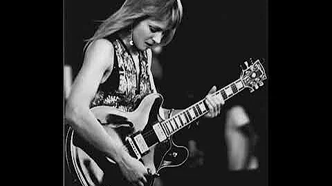 Christine Lakeland - Piece Of Guess I Lose