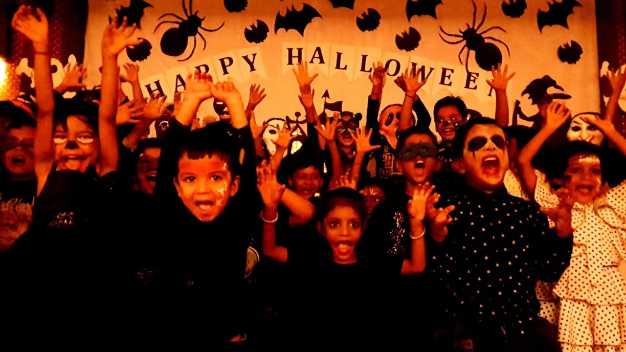 HAPPY HALLOWEEN - YouTube