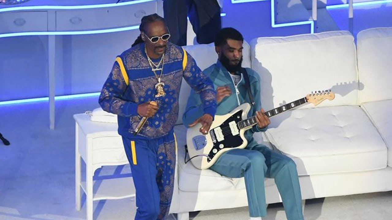 Snoop Dogg & Dr Dre 'California Love' Tupac Tribute At Super Bowl