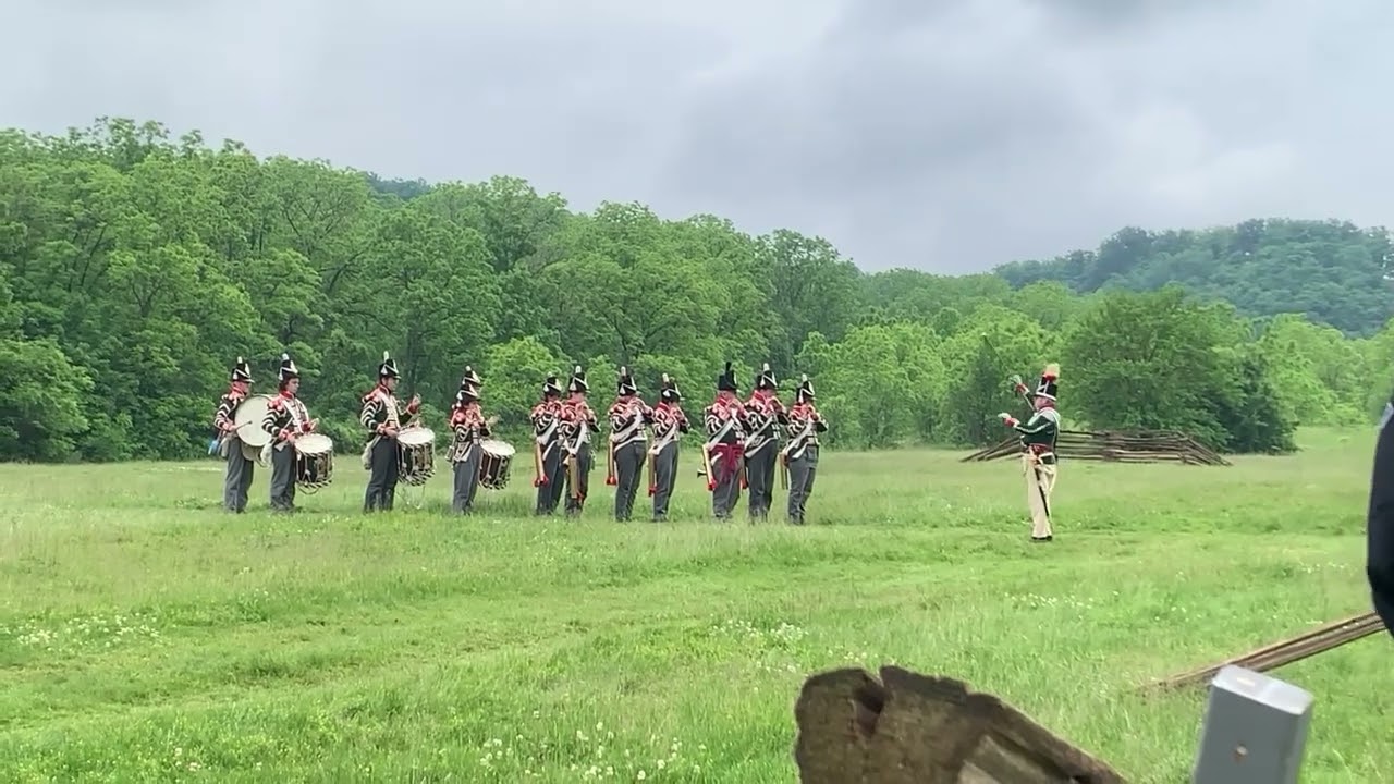 Battlefield Museum, Touring the grounds and watching the reenactment of the battle