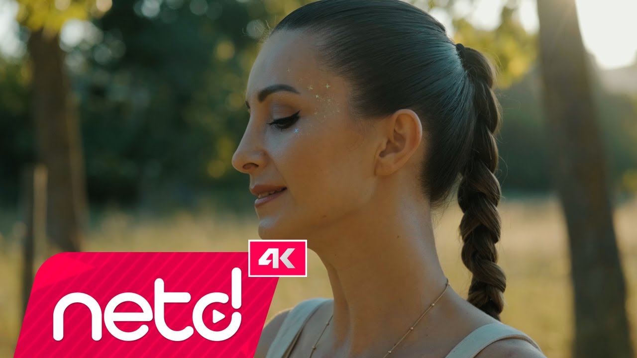 Смотреть «Elvan Günaydın - Kalbimdeki Melek» на YouTube Смотреть «Elvan Günaydın - Kalbimdeki Melek» на YouTube