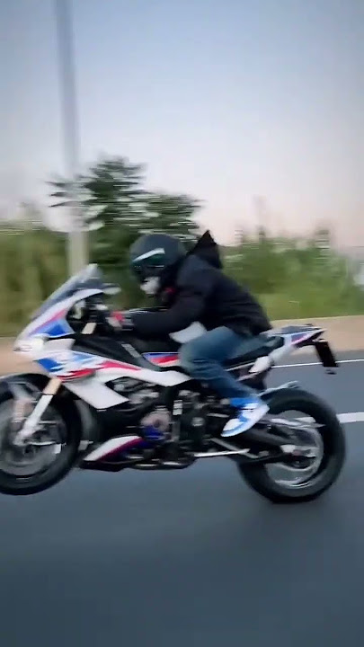 bmw#s1000rr #superbike #subscribetomychannel #subscribetomychannel #comment #shortvideo nafin ahmed