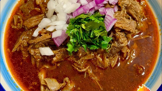 BIRRIA DE RES!! Estilo Apatzingán Acompañada de tortillas hechas a  mano.?❤️ - YouTube