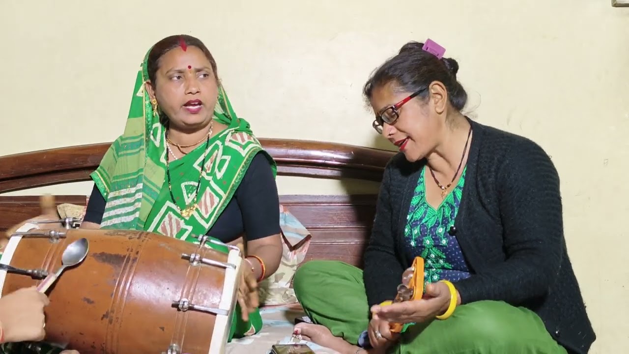 मंदिर में उड़े रे गुलाल | गुलाबी रंग प्यारा लगे | Holi Special Krishna Bhajan 2026#kirtan #yt #viral