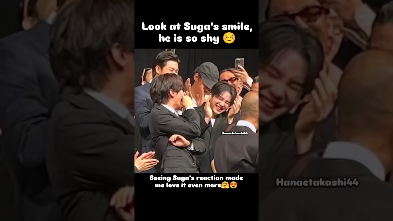 # look 👀 at sugar's smile 😊, he is so shy😊🤭