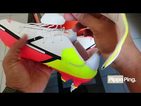 Nike Phantom GT2 Academy Flyease FG/MG, Sepatu bola nike kurang konsep, pakai velcro dan tali.