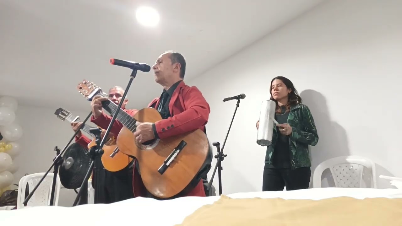 Álvarez y Valencia's de Medellín - El Duende Alegre/El Grillo