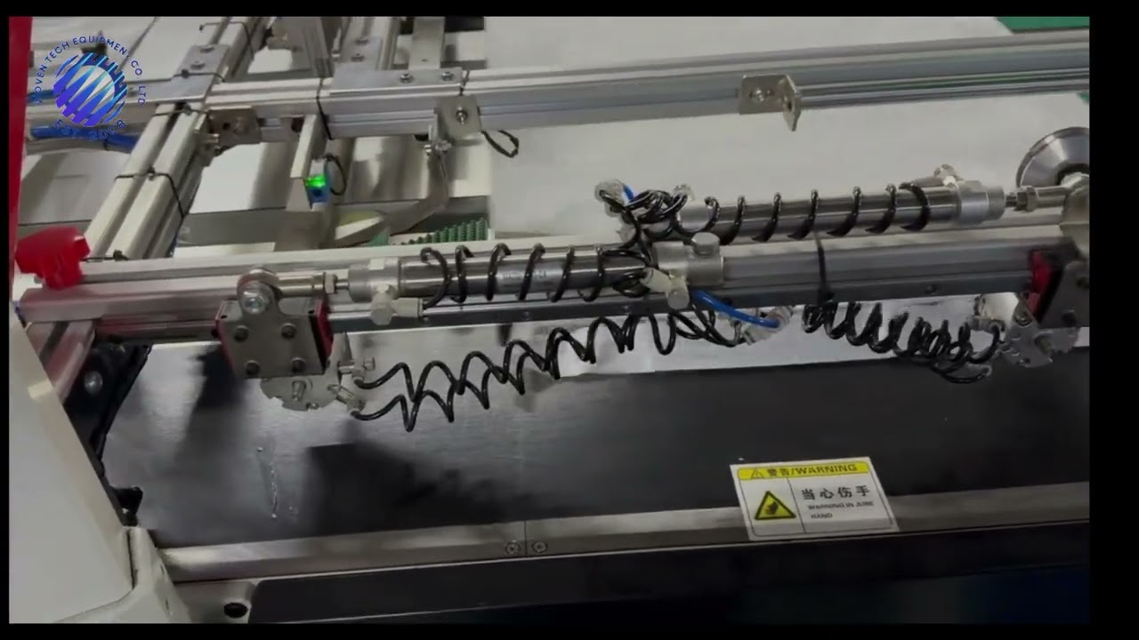 Fully Automatic PE Liner Inserting And Hemming Machine