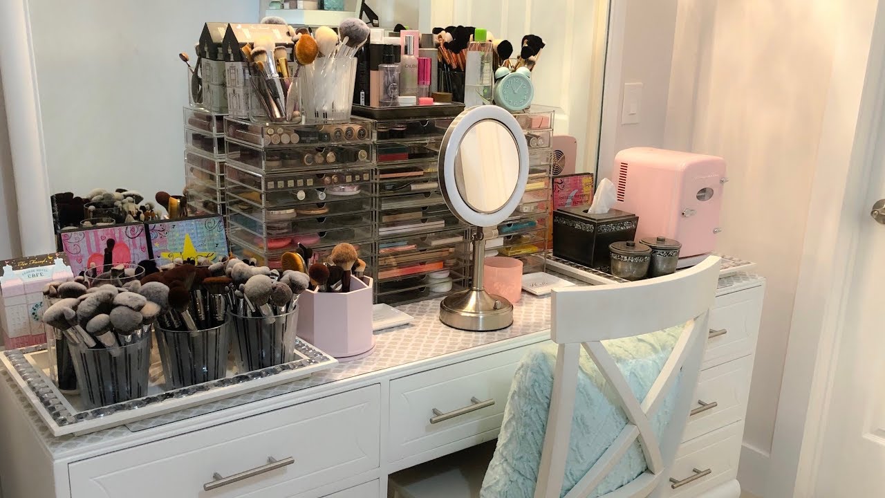 UPDATED VANITY TOUR + STORAGE AND ORGANIZATION TIPS + MAKEUP COLLECTION