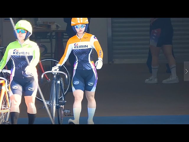 競輪🚴ガールズケイリン😊】 河内桜雪選手 レース前の脚見せ😲❗❗ (3R