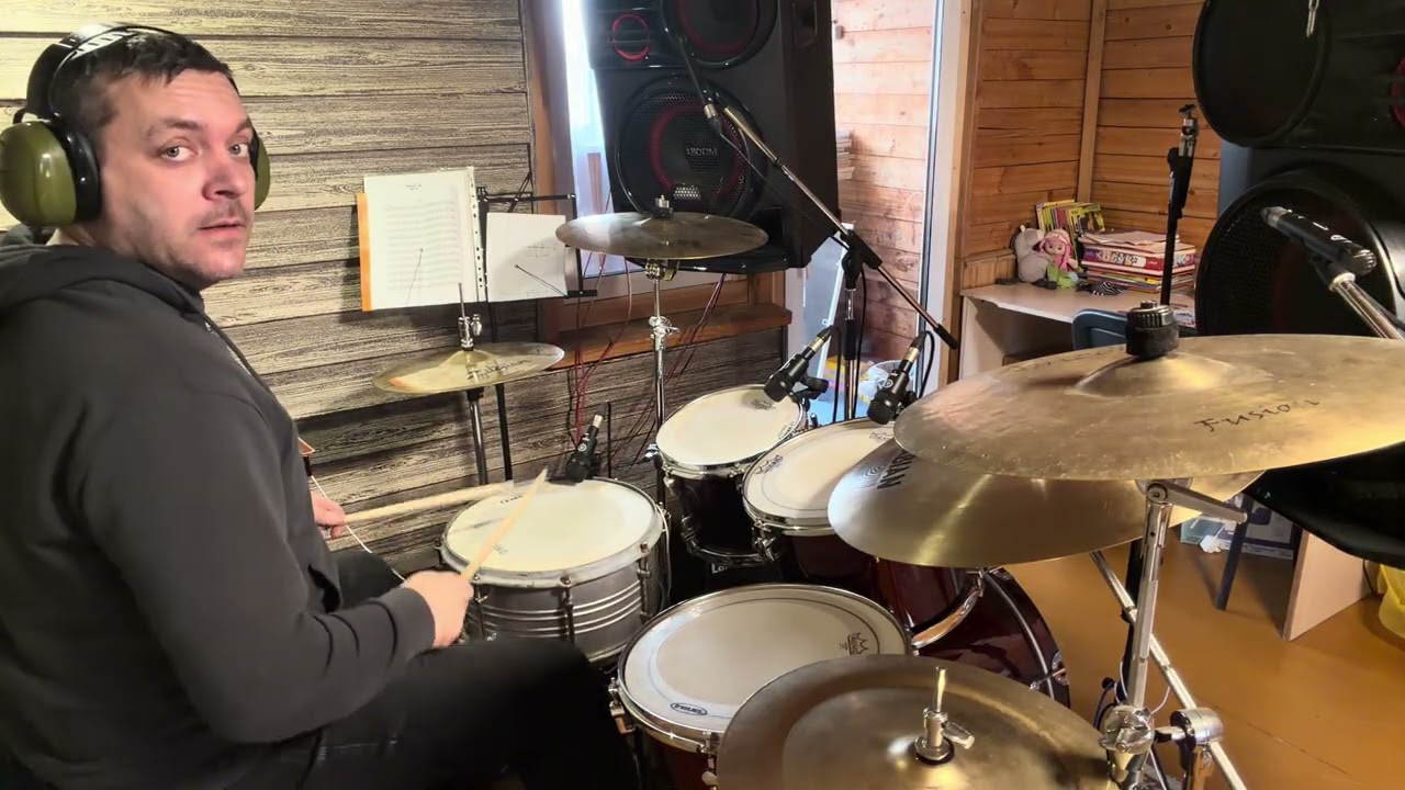 Просто соло на даче