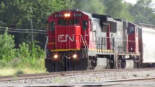 8/24/17 - CN 2114 (C40-8) leads CN Grain Train