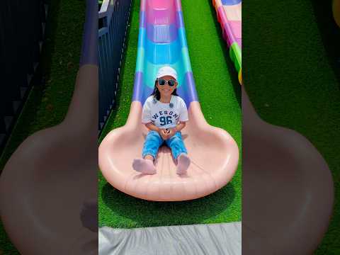 Bermain perosotan warna warni diplayground #perosotan #funny #shorts