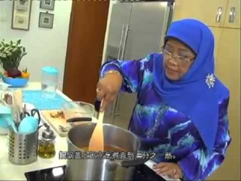 Tanya Mami - Smashed Crispy Chicken (Ayam Penyet) - YouTube