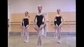 Método Vaganova 2 série - Saltos - Sissone ouvert por developpé
