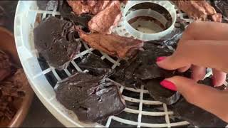 видео: Как приготовить сушеное лакомство для собак (вкусняшки)! картинка: Как приготовить сушеное лакомство для собак (вкусняшки)!