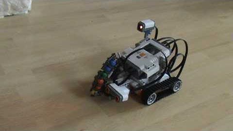 Mindstorms NXT 2.0 Dalek shooter droid (Doctor Who)