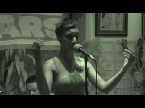 Collette - Good Morning Heartache (Live in Chicago)
