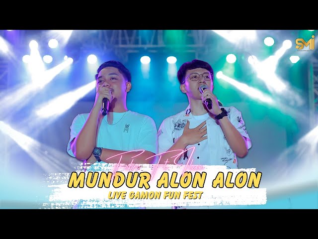 MUNDUR ALON ALON - FEBRI FT ILUX (LIVE IN GAMON FUN FEST) class=