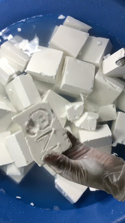Step 1 How to do patterned gymchalk ; Soak in water for 48 hours