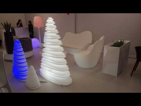 Vidéo: Céramiques Italiennes à L'i Saloni WorldWide / MADE Expo WorldWide à Moscou
