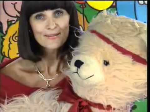 patsy biscoe when someone smiles at me k pop lyrics song lyrics to i want a hippopotamus for christmas by gayla peevey