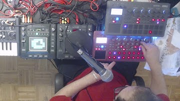 Electribe 2 Sampler Techno Tutorial - Using the Touch Pad and Gate Arp to Make a Bassline