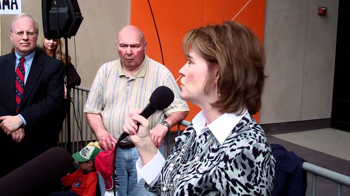 Mission America Linda Harvey Obamacare Protest.MP4