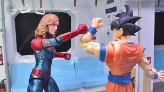 Shot stop motion toys review of marvel - captain marvel, the short
fight happen in taiwan taipei mrt. toy cost around usd$20 internet.