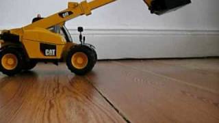 RC Bruder Caterpillar Teleskoplader