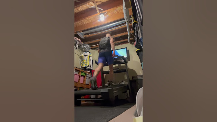 Treadmill Gladiator: 7 Brutal Hill Reps and a 20 lb Vest