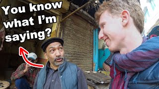 Surprising locals with Urdu on the streets of Pakistan 🇵🇰 پاکستان میں اردو بولنا