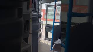 Setra S 415 LE Business front door closing