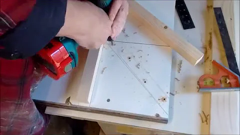 How (not) To Make a Cross-cut Sled for your Bandsaw