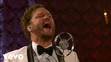David Phelps - Catching Santa (Live)