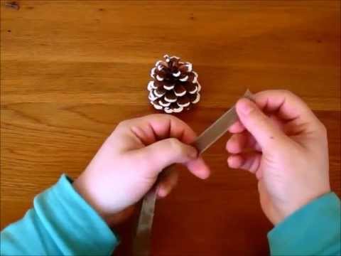 Pine Cone Christmas Ornament (Karácsonyi toboz díszítés)