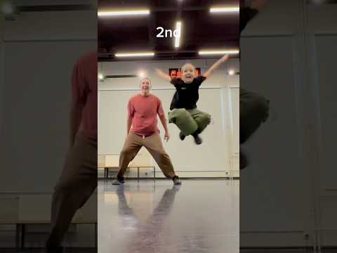 Hip-Hop обучалка! Criss Cross вариации💃🕺🏻#танцы #хипхоп #Обучалка #обучениетанцам
