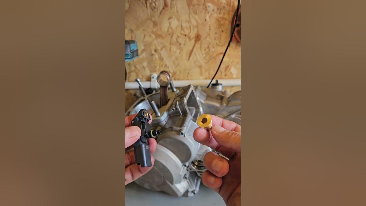 KTM crankcase pressure sensor into adaptor. - YouTube