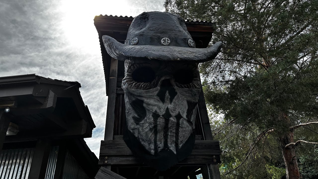 Elitch Gardens Fall/Halloween 2023 (Daytime Tour) Denver Colorado