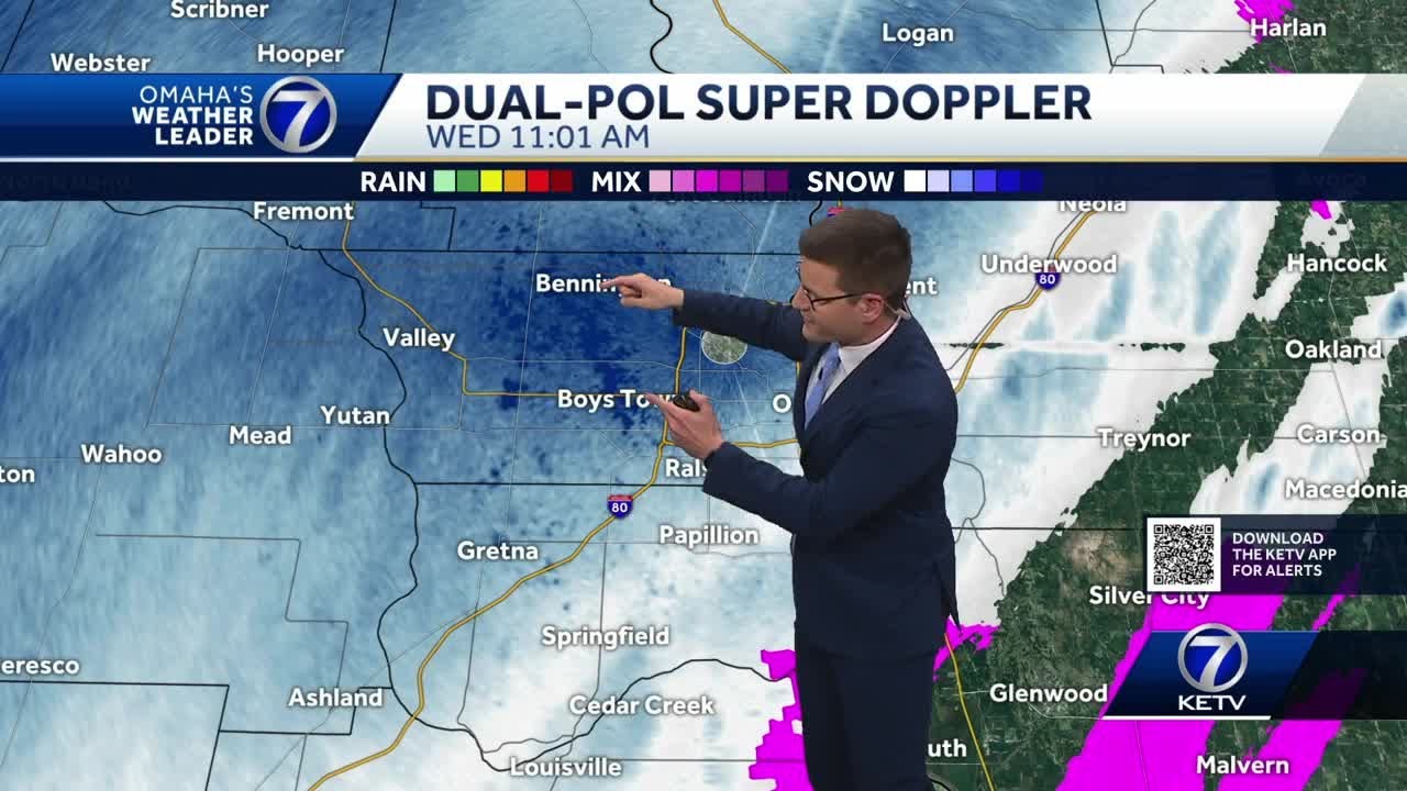 Blizzard conditions overspreading Nebraska, Iowa - YouTube