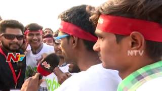 Fans Hungama at Baahubali2 Pre Release Function || SS Rajamouli, Prabhas, Rana Daggubati || NTV
