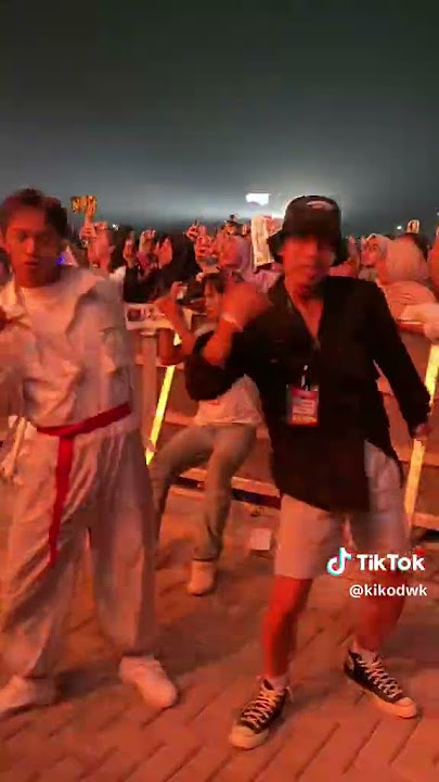 GENTO Dance Challenge during SB19's performance at the Playlist Live Festival in Bandung (Indonesia)