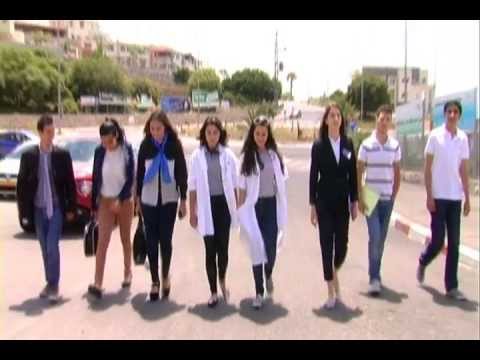 من هنا أبدأ بتحقيق حلمي