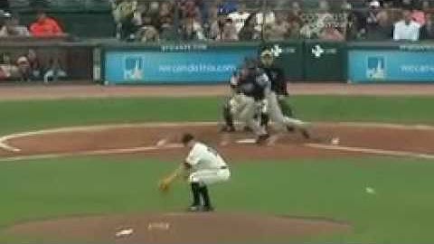 2009 Giants: Matt Cain leaves the game after getting hit by a liner (7.11.09)