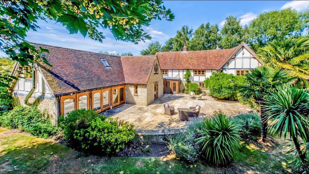 SOLD Fine & Country Oxfordshire.Thrupp Cottages fantastic location.. YouTube