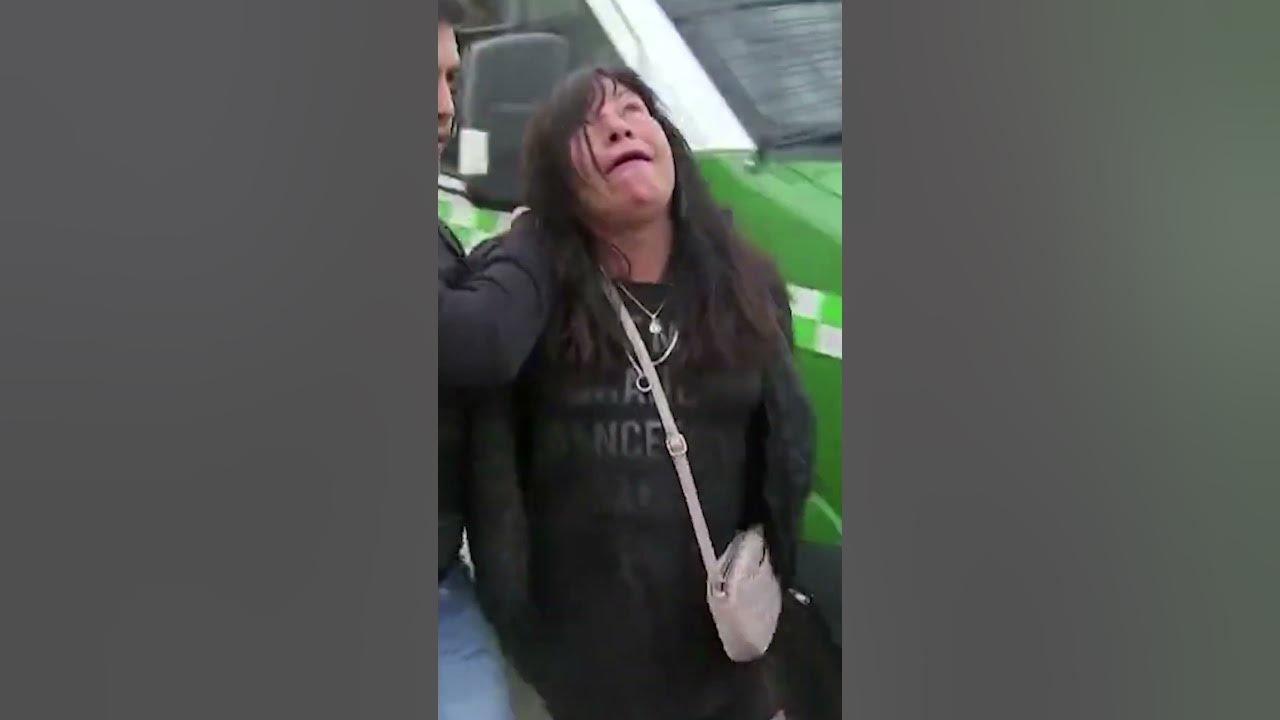 Detained Chilean woman steals guards gun and starts shooting injuring 3 people