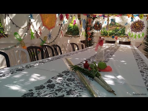 Palestinians quietly visit Israeli Sukkah in Samaria