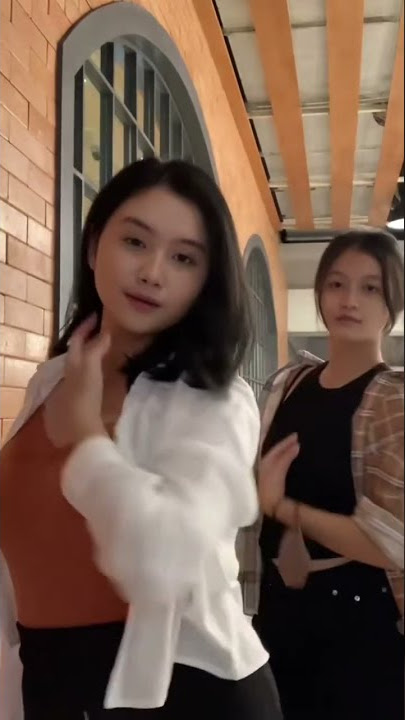 Hot tiktok girl cantik