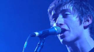 Arctic Monkeys - This House Is A Circus @ Glastonbury 2007 - HD 1080p